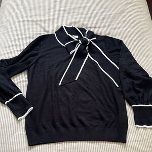 Liz Claiborne sweater